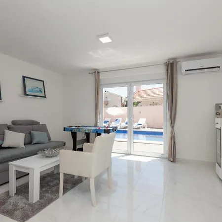 Bianca With Private Pool