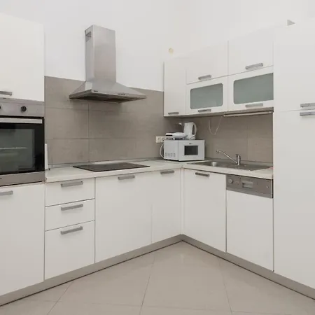 Bianca With Private Pool Gornji Vinjani